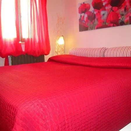 Casa Dorsi 4* פולינאנו א מארה