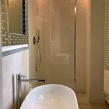 فندق مبيت وإفطار Casa Dorsi بولينيانو آ ماري