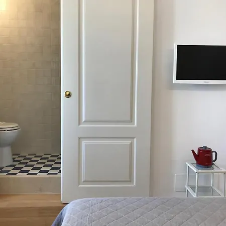 לינה וארוחת בוקר Casa Dorsi 4*